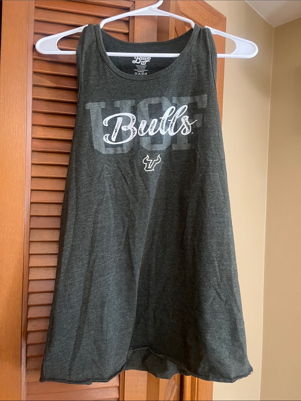 Blue 84 Women's Dark Gray Bulls Graphic Tank Top